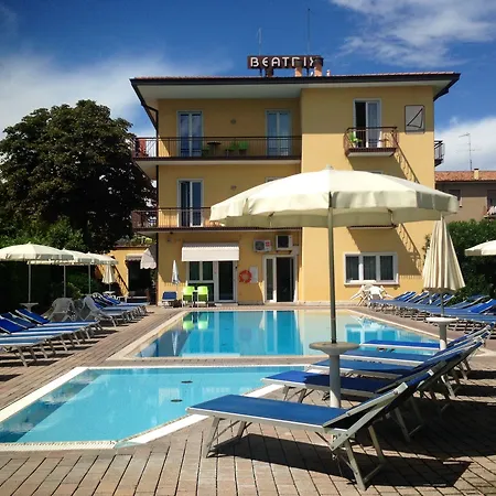 Beatrix Apartmanhotel