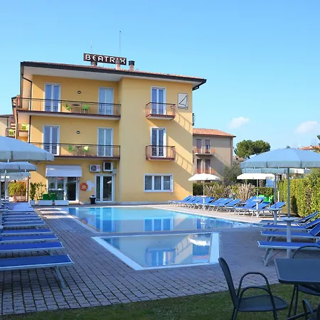 Beatrix Apartmanhotel 4*