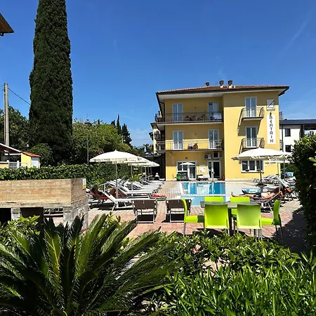 Apartmanhotel Beatrix 4*
