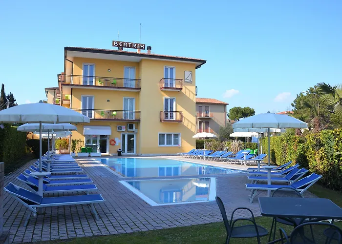 Beatrix Aparthotel 3*