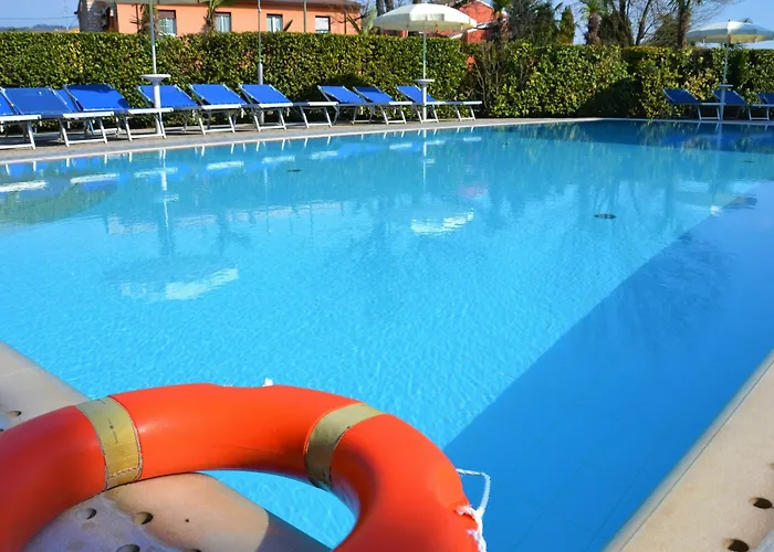 Beatrix Aparthotel Bardolino