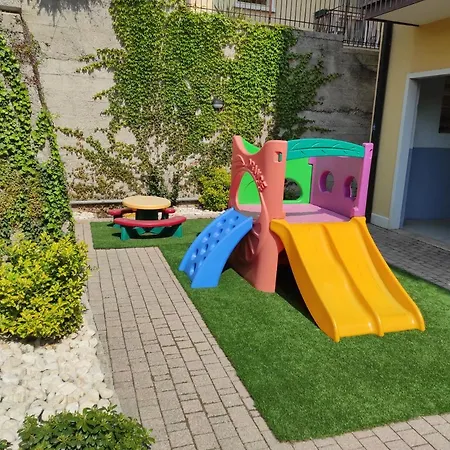 Beatrix Aparthotel 3*